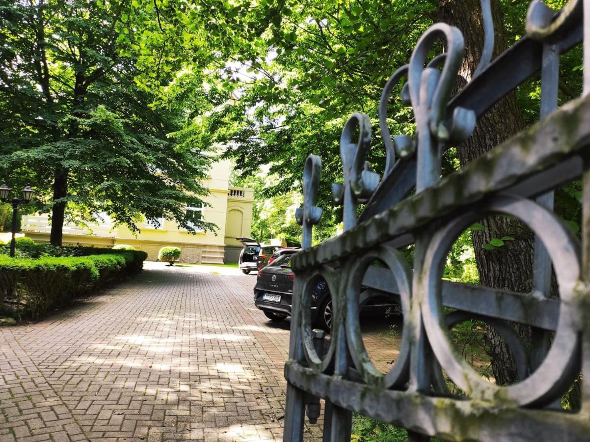 Sandkastenliebe Charmante Ferienwohnung In Villa Дорнум Екстериор снимка